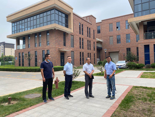 йž СI(y)(w)ġM(jn)@^ͷ(w)ٰl(f)չM(jn)L(chng)ſƼa(chn)I(y)@